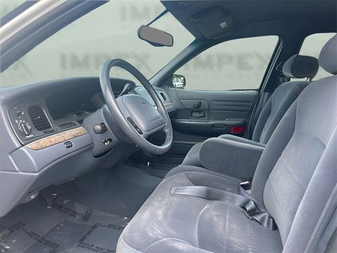 Used 1998 Ford Crown Victoria LX image 9