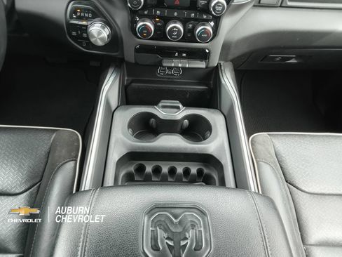 Used 2024 RAM 1500 Laramie AWD/4WD image 12