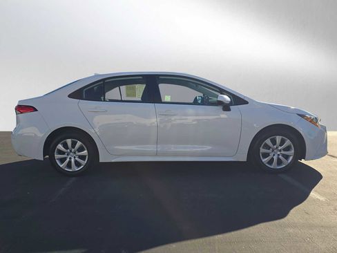 Certified 2024 Toyota Corolla LE image 2
