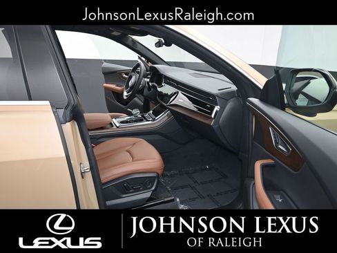 Used 2025 Audi Q8 Premium Plus image 12