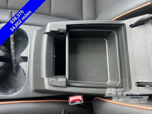 Used 2024 GMC Canyon AT4 w/ Canyon Safety Plus Package image 20