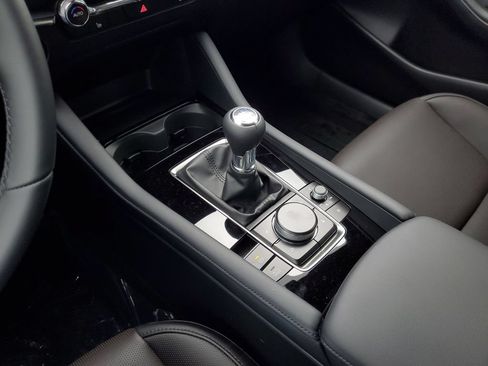 New 2026 MAZDA MAZDA3 2.5 S Hatchback w/ Premium Pkg FWD image 29