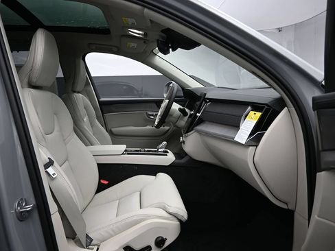 New 2026 Volvo XC90 T8 Ultra w/ Protection Package Premier AWD/4WD image 28