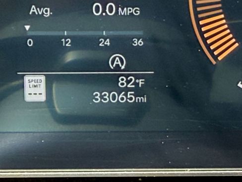 Used 2025 Hyundai Santa Fe SEL AWD/4WD image 40