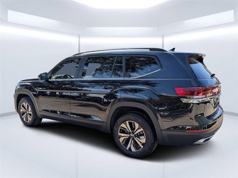 New 2026 Volkswagen Atlas SE image 5