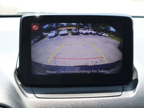 Used 2020 Toyota Yaris LE FWD image 34