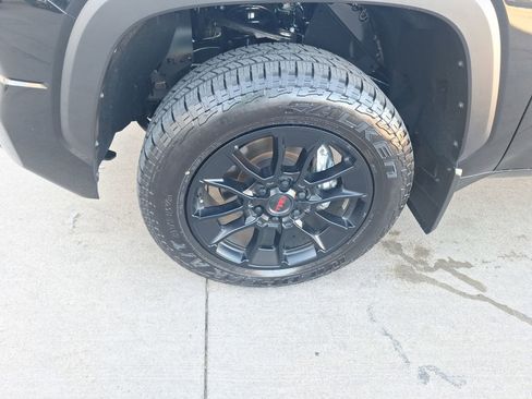 Used 2025 Toyota Tundra SR5 image 11