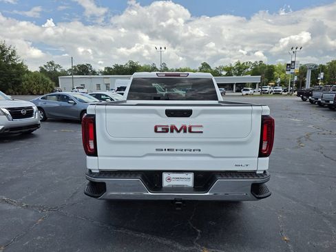 Used 2026 GMC Sierra 1500 SLT AWD/4WD image 4