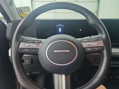 Used 2025 Hyundai Kona SEL AWD/4WD image 24