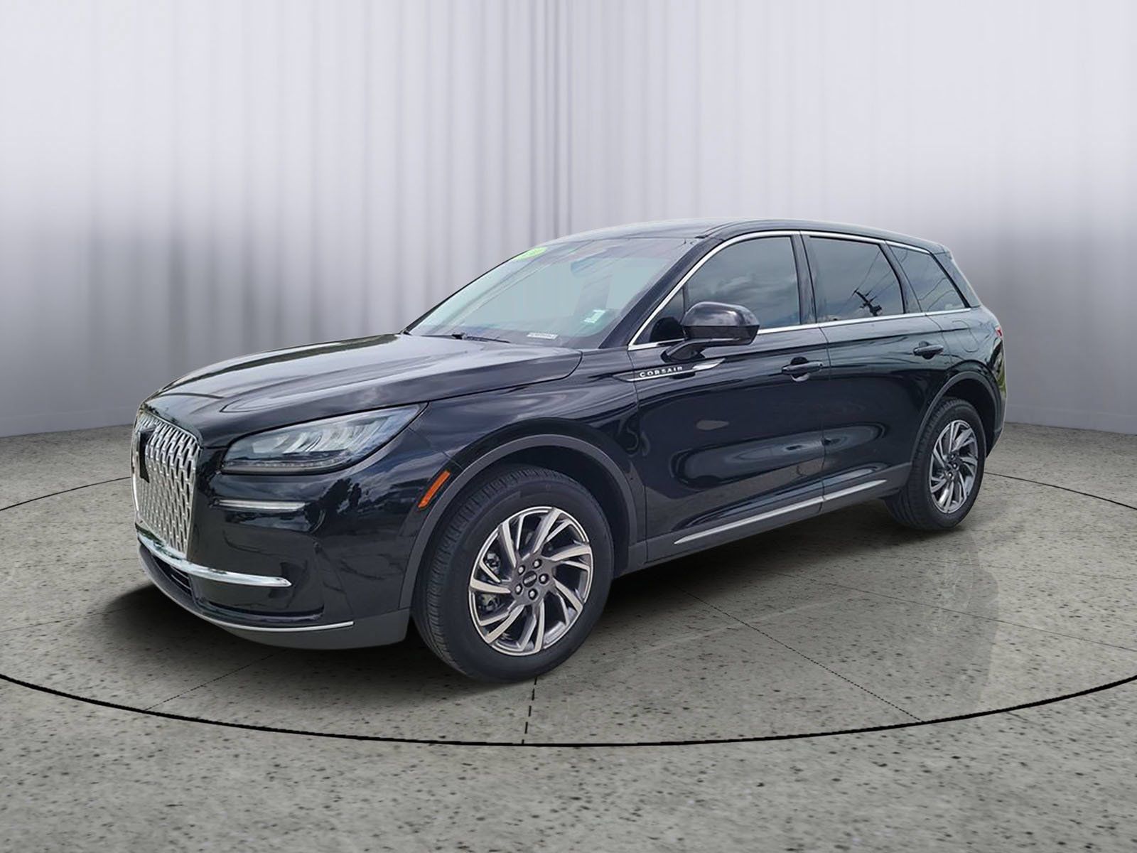 Used 2024 Lincoln Corsair FWD image 5