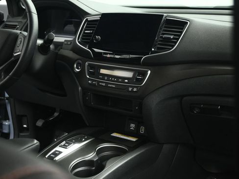 Used 2023 Honda Passport TrailSport image 62