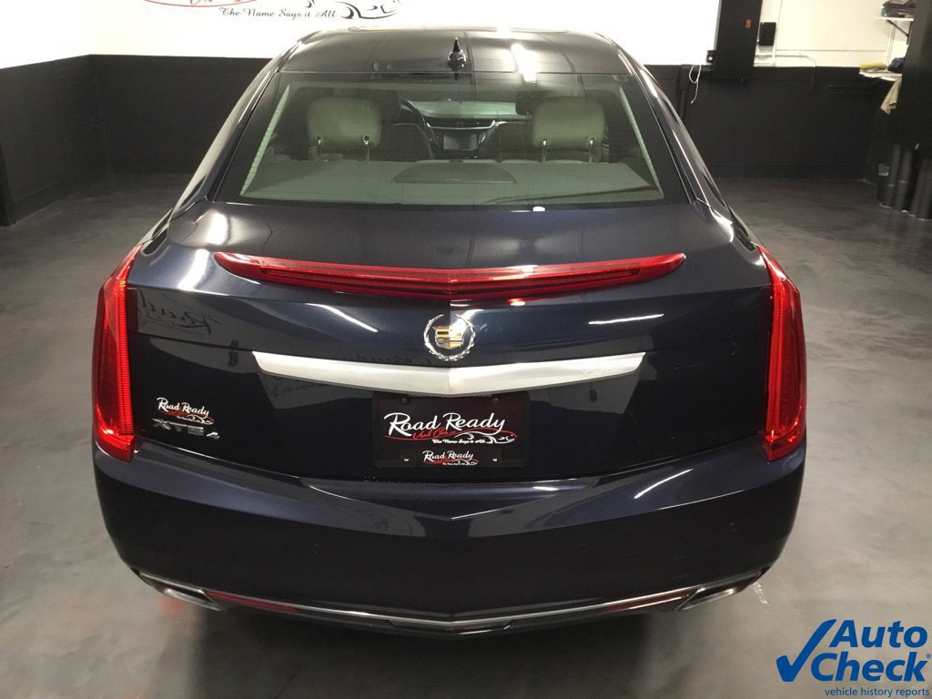 Used 2013 Cadillac XTS Luxury w/ Driver Awareness Package AWD/4WD image 9