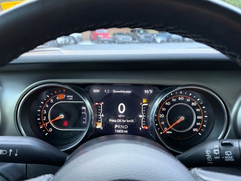 Used 2021 Jeep Wrangler Unlimited Sport AWD/4WD image 16