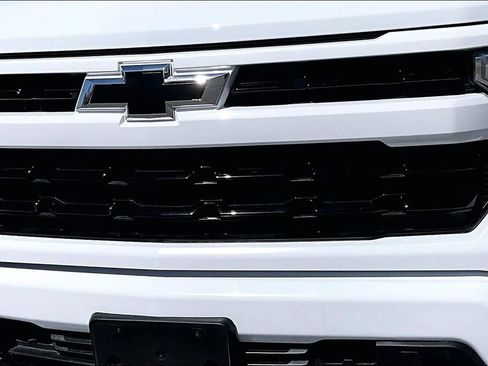 Used 2025 Chevrolet Silverado 1500 RST AWD/4WD image 39
