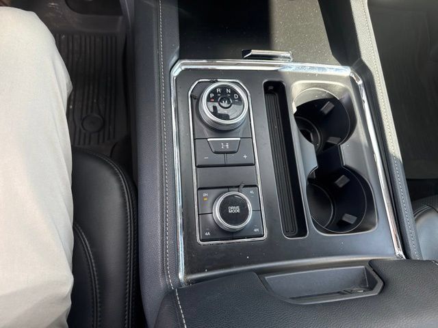 Used 2022 Ford Expedition XLT AWD/4WD image 20