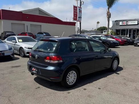Used 2013 Volkswagen Golf 4-Door FWD image 3