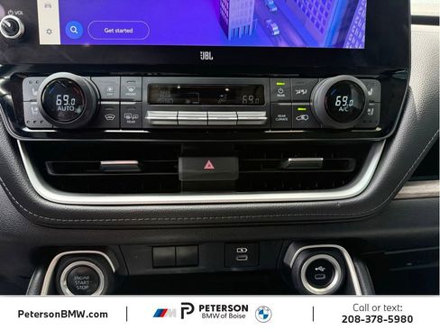Used 2024 Toyota Grand Highlander AWD image 28