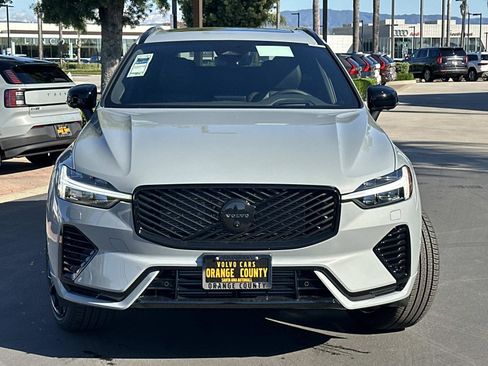 New 2026 Volvo XC60 T8 Ultra w/ Climate Package PRO AWD/4WD image 2