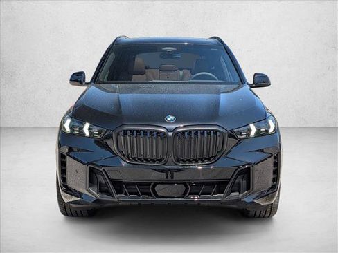 New 2026 BMW X5 xDrive40i w/ M Sport Package AWD/4WD image 6
