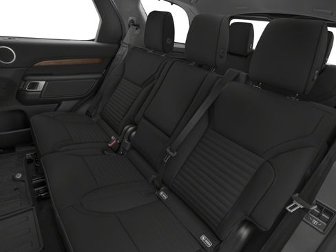 Used 2017 Land Rover Discovery First Edition image 11