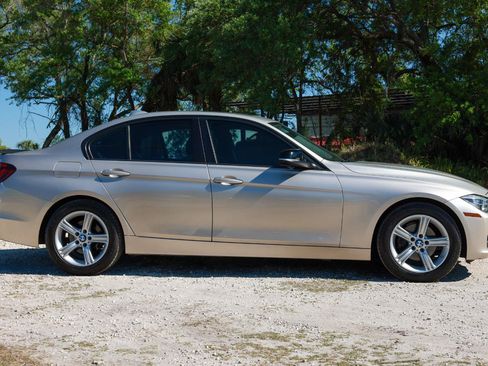 Used 2014 BMW 320i Sedan image 13