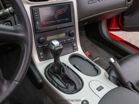 Used 2005 Chevrolet Corvette Convertible w/ Preferred Equipment Group image 27