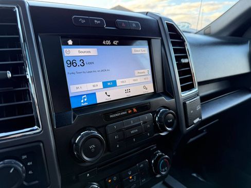 Used 2016 Ford F150 XLT w/ Equipment Group 302A Luxury image 33