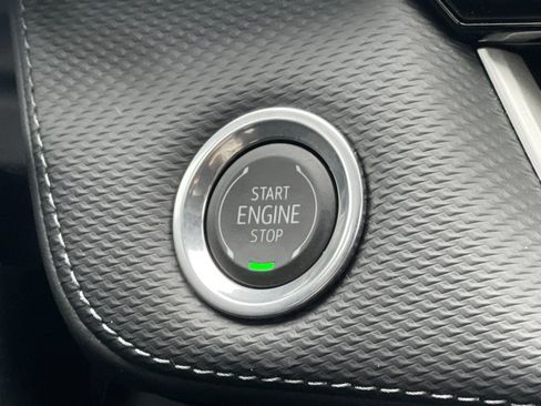 Used 2026 Chevrolet Equinox LT image 25