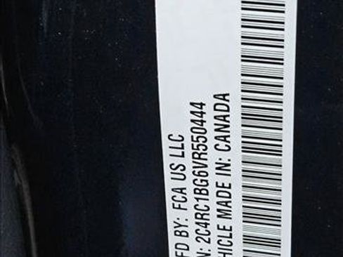 New 2027 Chrysler Pacifica Select FWD image 17