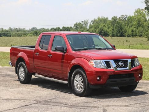 Used 2018 Nissan Frontier SV w/ Value Truck Package AWD/4WD image 1