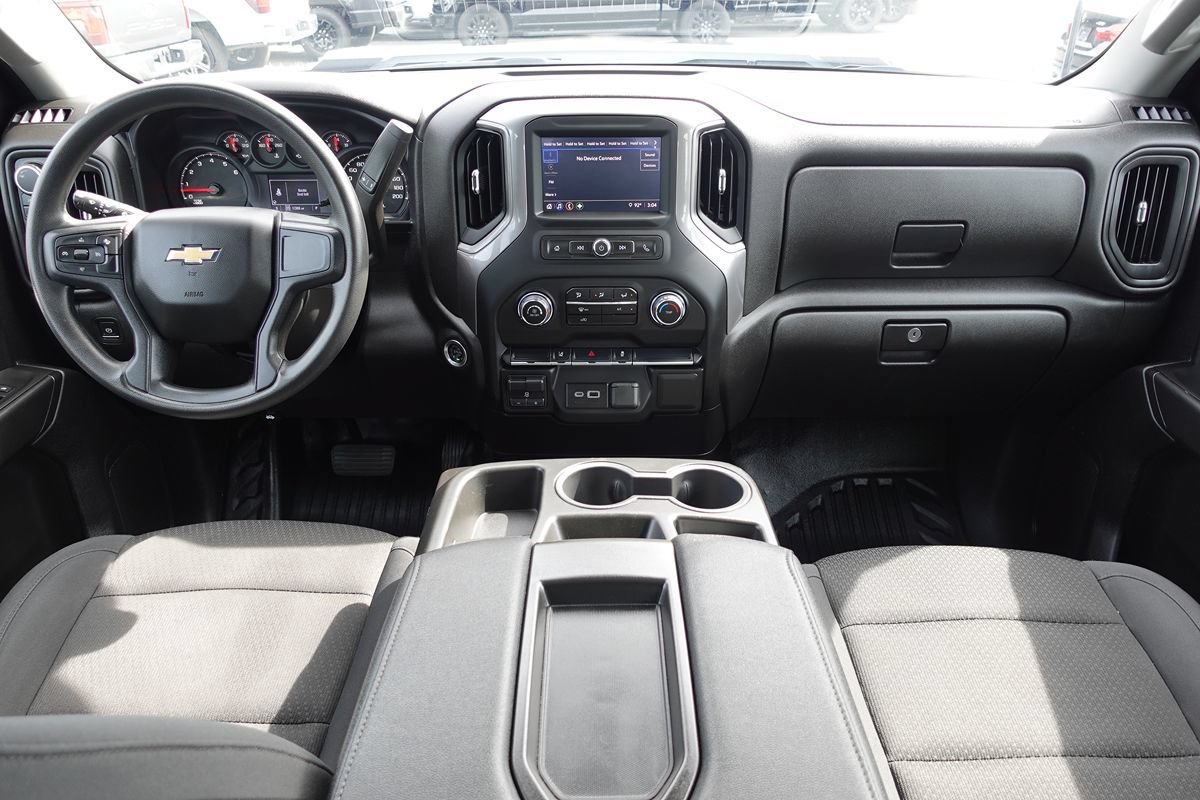 Used 2025 Chevrolet Silverado 2500 W/T AWD/4WD image 39