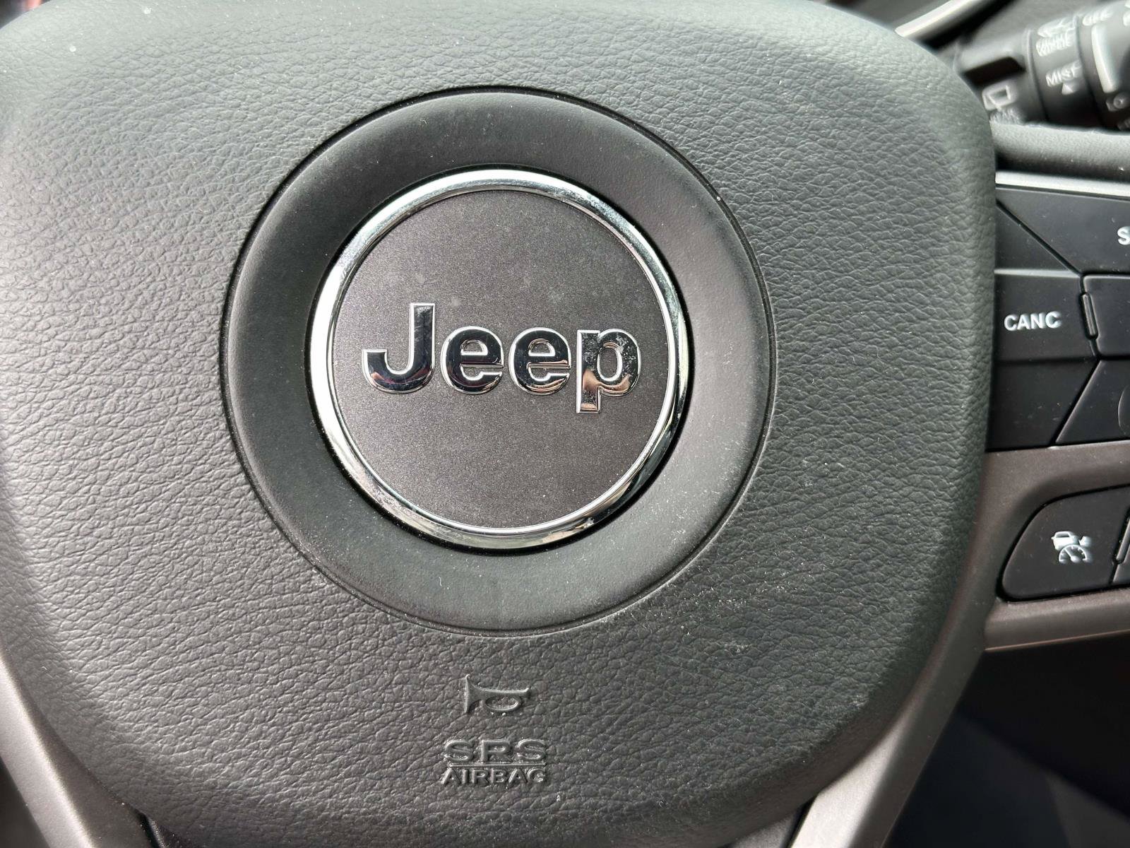 Used 2022 Jeep Cherokee Limited w/ Elite Package AWD/4WD image 22