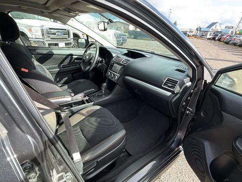 Used 2016 Subaru Crosstrek 2.0i Premium w/ Moonroof Package image 15