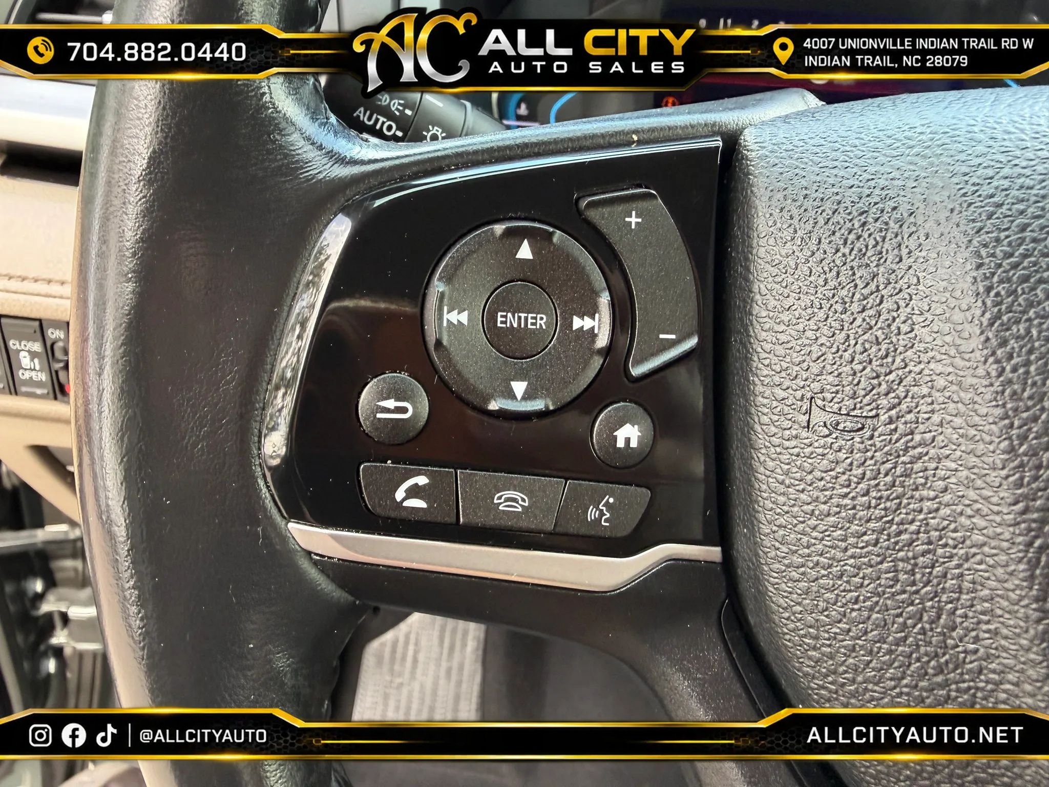 Used 2018 Honda Odyssey Elite image 35