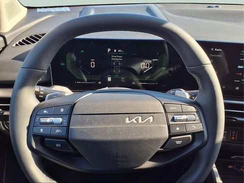 New 2026 Kia Sportage S image 13