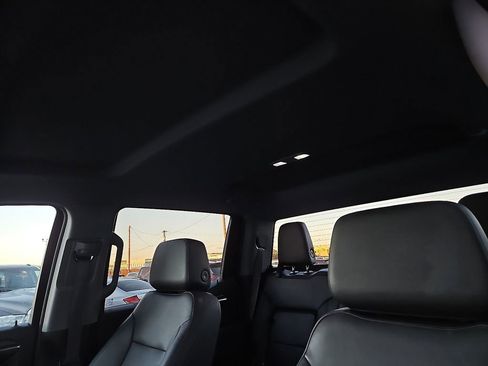 Used 2024 GMC Sierra 1500 SLT image 23