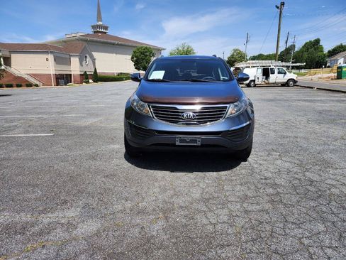 Used 2013 Kia Sportage LX w/ Convenience Pkg FWD image 2