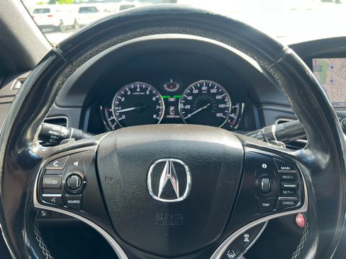 Used 2018 Acura RLX w/ Technology Package FWD image 18