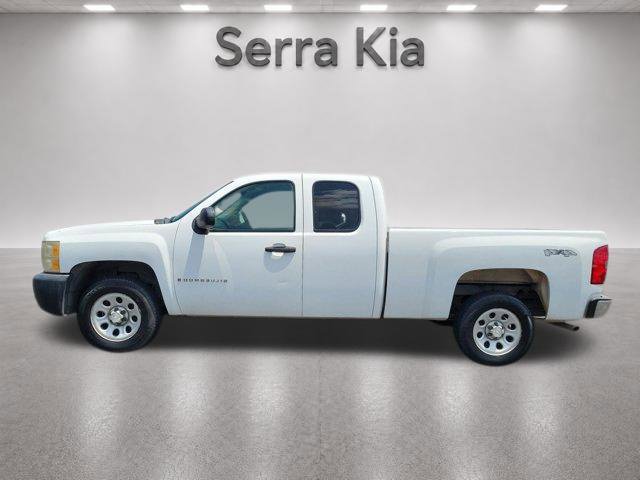 Used 2007 Chevrolet Silverado 1500 W/T w/ Fleet Convenience Package AWD/4WD image 2