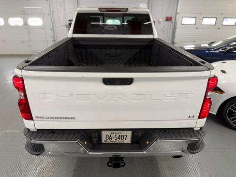 Used 2023 Chevrolet Silverado 2500 LT w/ Convenience Package AWD/4WD image 9