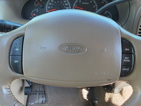 Used 2001 Ford F150 Lariat AWD/4WD image 42