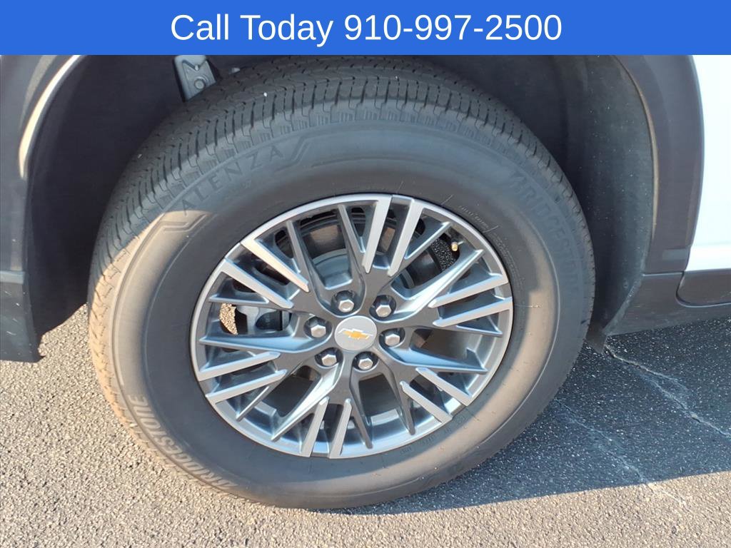 Used 2026 Chevrolet Traverse LT w/ Driver Confidence Package FWD image 8
