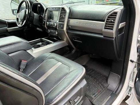 Used 2018 Ford F350 Platinum w/ Platinum Ultimate Package image 17