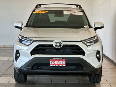 Certified 2025 Toyota RAV4 XLE Premium image 9