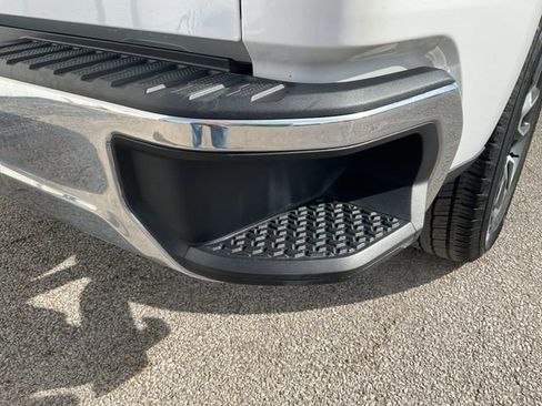 Used 2023 Chevrolet Silverado 1500 LT image 10