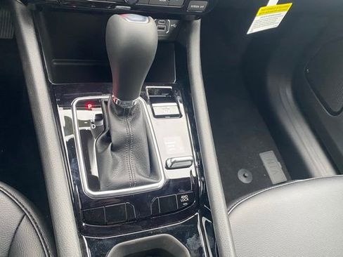 New 2026 Jeep Compass Limited image 24