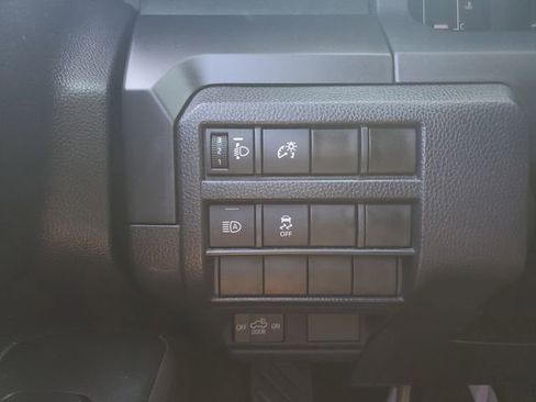 Used 2024 Toyota Tacoma SR image 16