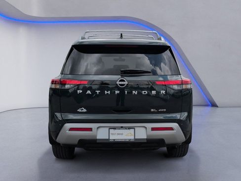 Used 2025 Nissan Pathfinder SL AWD/4WD image 13