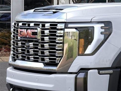 New 2026 GMC Sierra 2500 Denali w/ Denali Reserve Package image 61