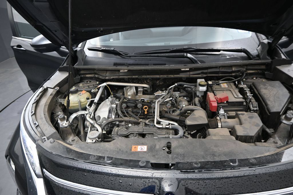 Used 2025 Mitsubishi Outlander SE FWD image 12
